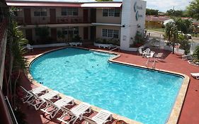 Beach And Town Motel Hollywood Florida